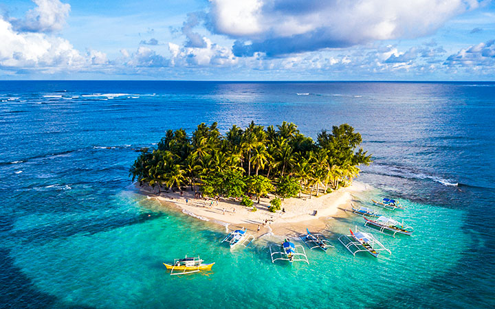 Water activities in Maldives